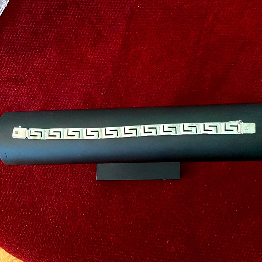 Silver bracelet NWOT